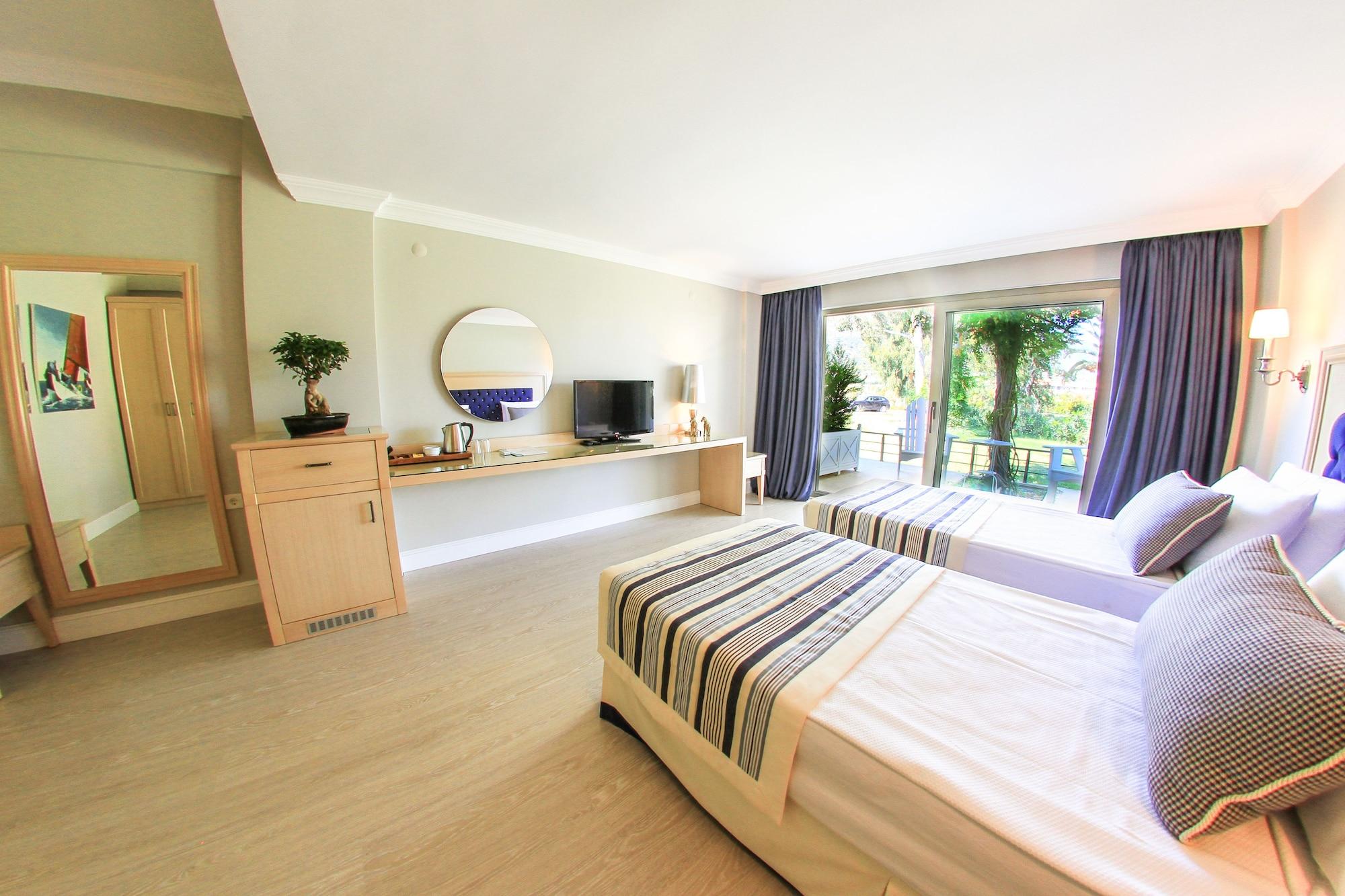 Palm Bay Beach Hotel Emecik Buitenkant foto