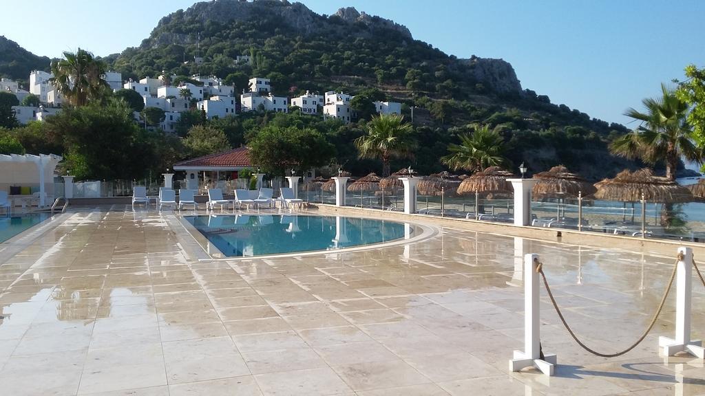Palm Bay Beach Hotel Emecik Buitenkant foto