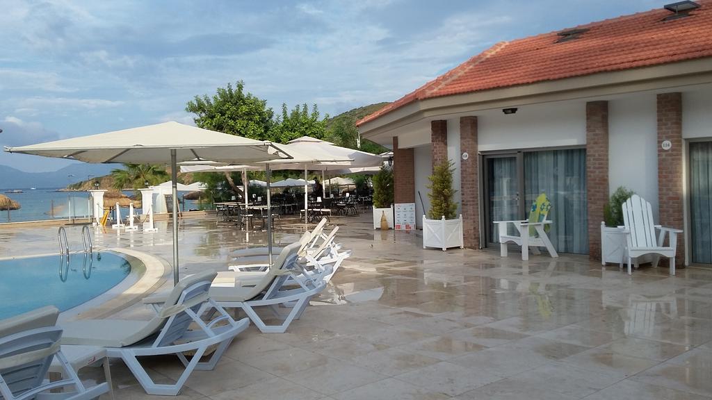 Palm Bay Beach Hotel Emecik Buitenkant foto