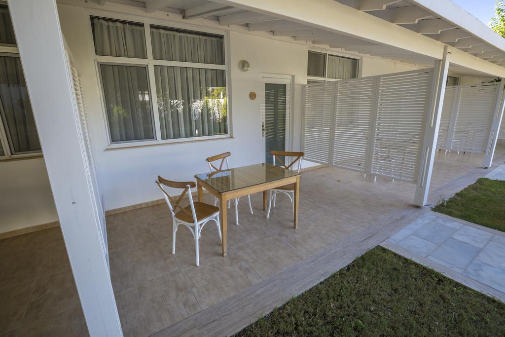 Palm Bay Beach Hotel Emecik Buitenkant foto